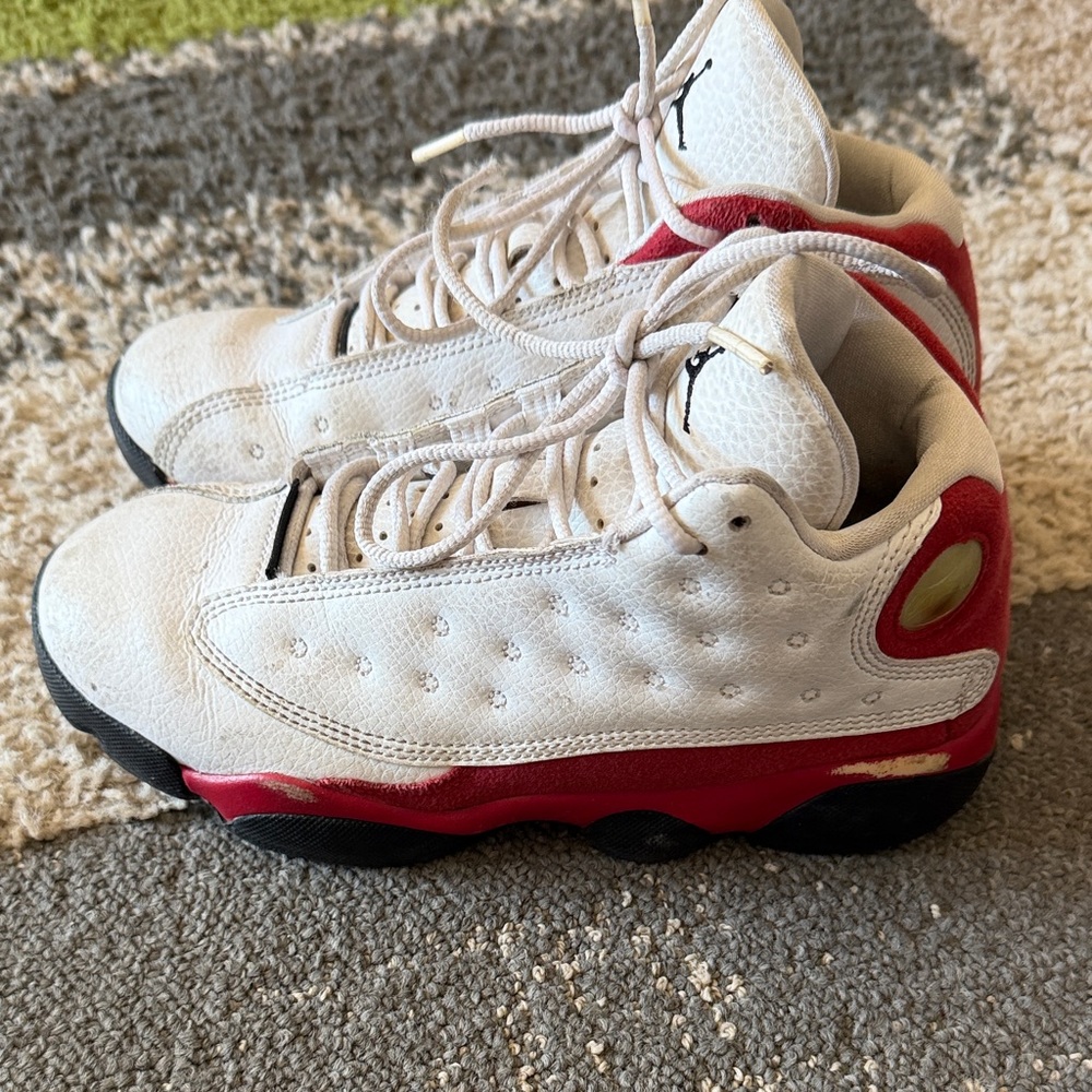 Jordan 13 Retro Basketball Shoes - size 3Y